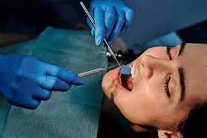 دندانپزشکی در آغاجاری