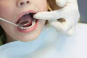 دندانپزشکی در استخر