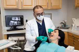 دندانپزشکی در اشراقی