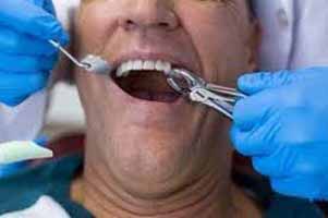 دندانپزشکی در بوئين مياندشت