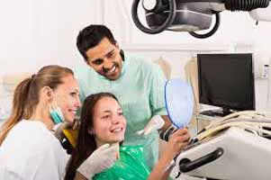 دندانپزشکی در شیان و لویزان