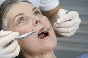 دندانپزشکی در نوشين